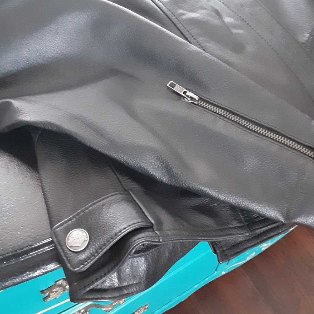 Harley Davidson women's jacket - Picture 6 of 6
